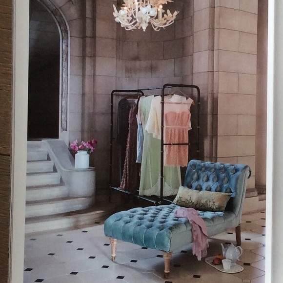 New Anthropologie Catalog 140 pages table book - Picture 2 of 15